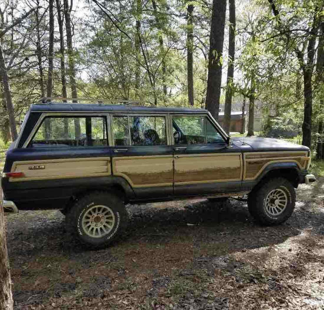 1988 Jeep Grand Wagoneer - photo 2