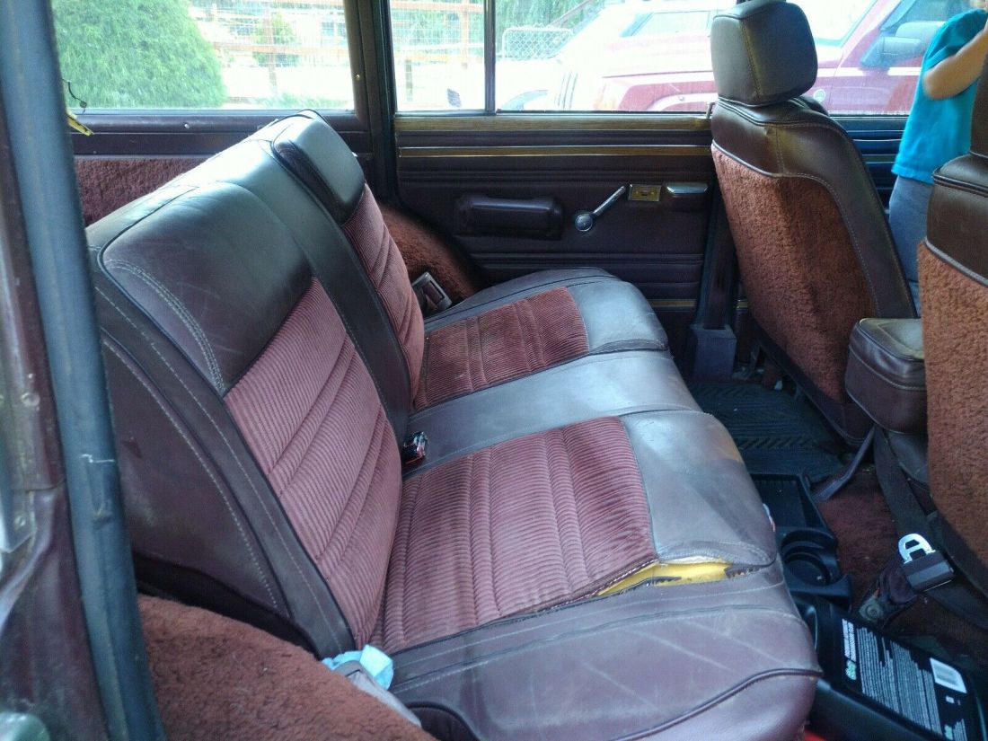1988 Jeep Grand Wagoneer - photo 5