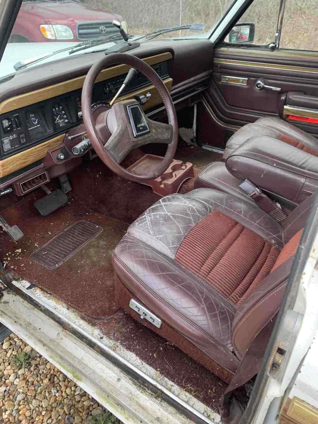 1988 Jeep Grand Wagoneer base - photo 13