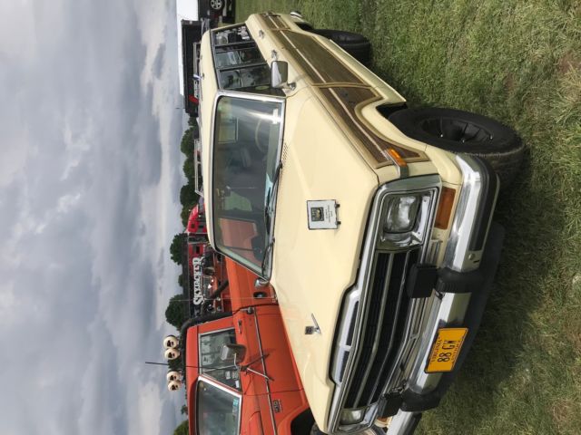 1988 Jeep Grand Wagoneer Woody 1988 Jeep Wagoneer