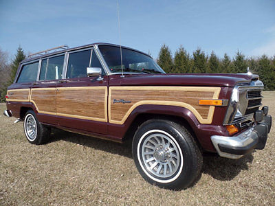 1988 Jeep Grand Wagoneer Woody Wagon 4x4 Rust Free Low Miles 100 Photos CLEAN!!! 1988 Jeep Wagoneer Woody Wagon