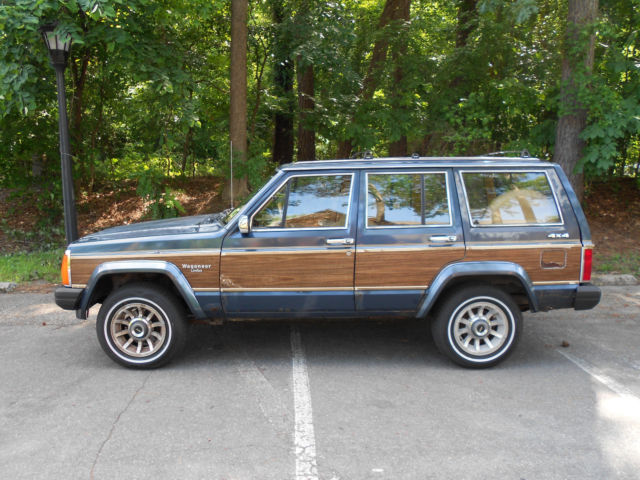 1988 Jeep Wagoneer Ltd. Blue "Woodie" Original Family GC Good Cond. RARE 1988 Jeep Wagoneer Limited