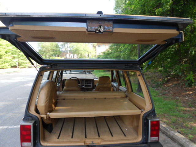 1988 Jeep Wagoneer Limited - photo 10