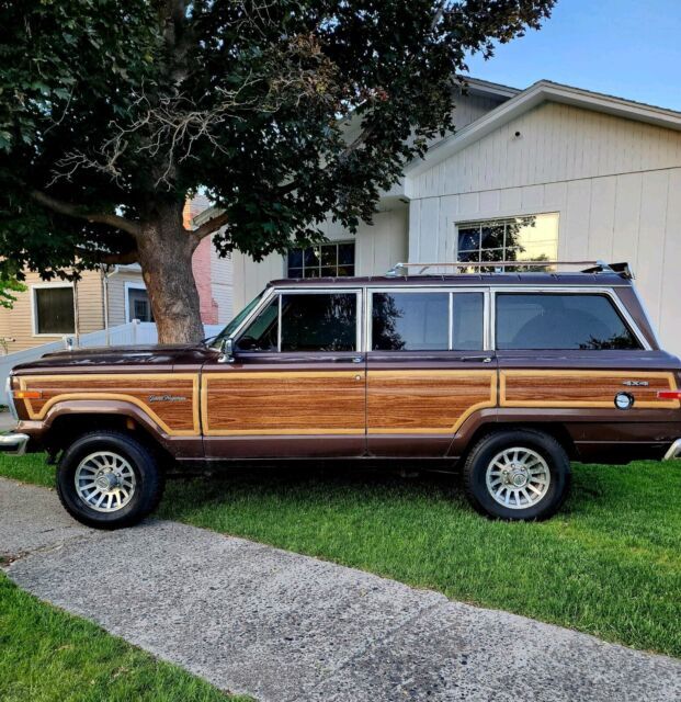 1988 Jeep Wagoneer - photo 2