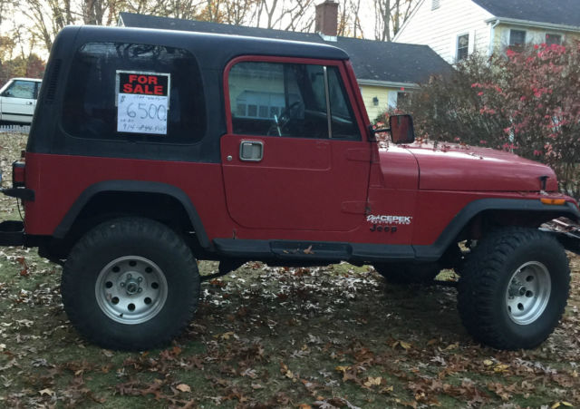 1988 Jeep Wrangler Base Sport Utility 2-Door 2.5L * 3 " Raised - LARGE TIRES ! 1988 Jeep Wrangler Base Sport Utility 2-Door