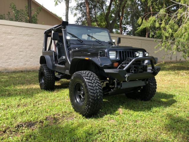 1988 Jeep Wrangler - photo 2