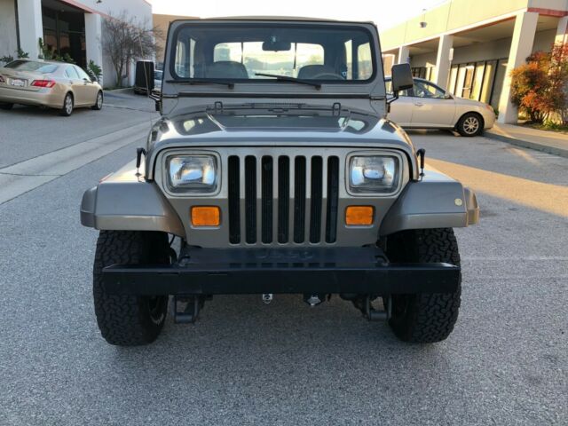 1988 Jeep Wrangler sahara - photo 3