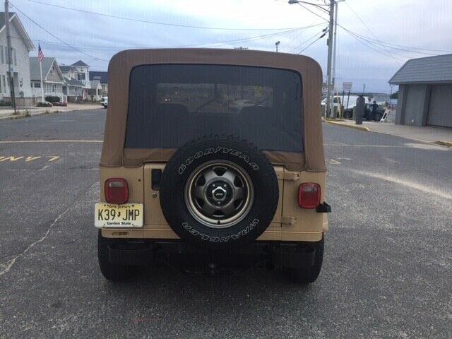 1988 Jeep Wrangler Sahara - photo 4