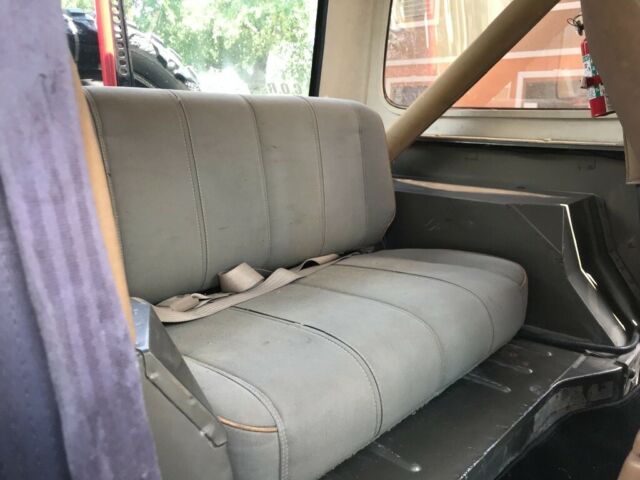 1988 Jeep Wrangler SAHARA - photo 13