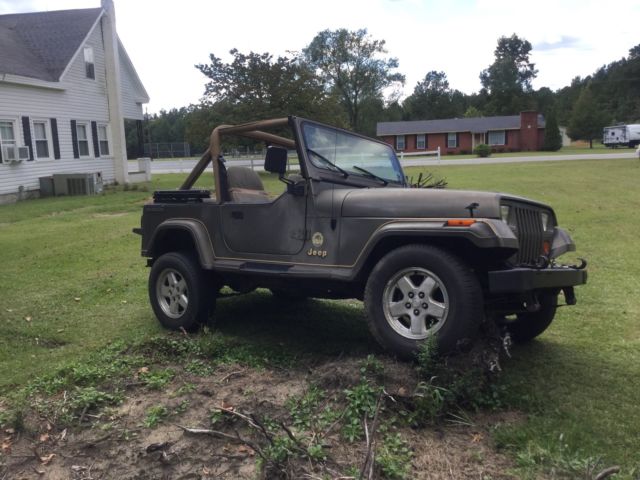 1988 Jeep Wrangler Sahara - photo 2