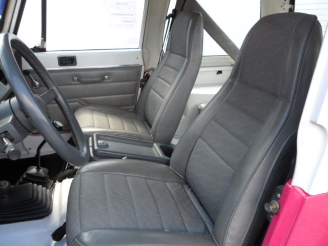 1988 Jeep Wrangler Sport Sport Utility 2-Door - photo 12