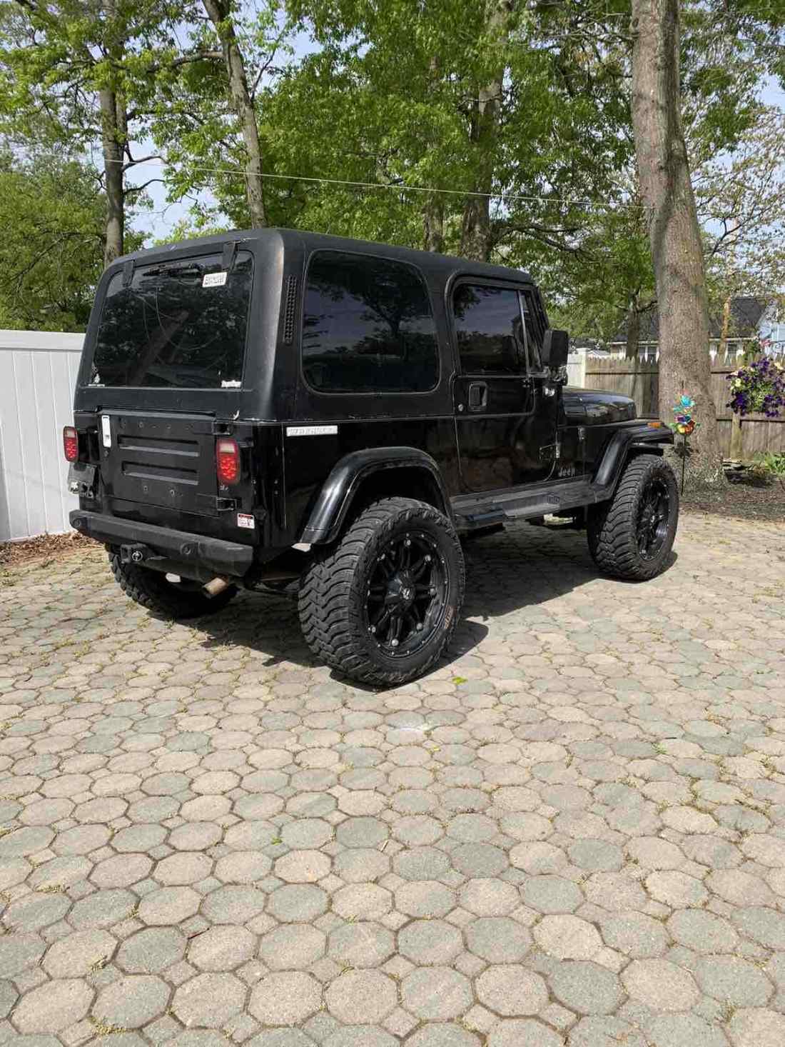 1988 Jeep Wrangler LAREDO - photo 3
