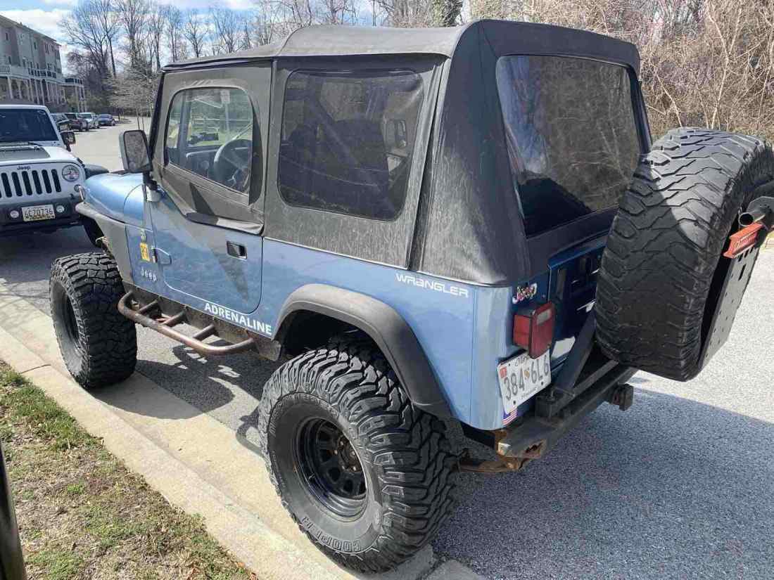 1988 Jeep Wrangler - photo 3