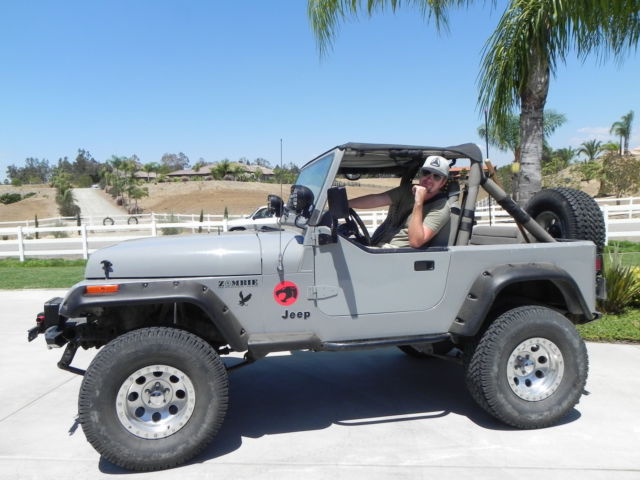 1988 Jeep Wrangler YJ Hard Top w/removable Soft top 4 wheel drive/5 speed manuel 1988 Jeep Wrangler YJ