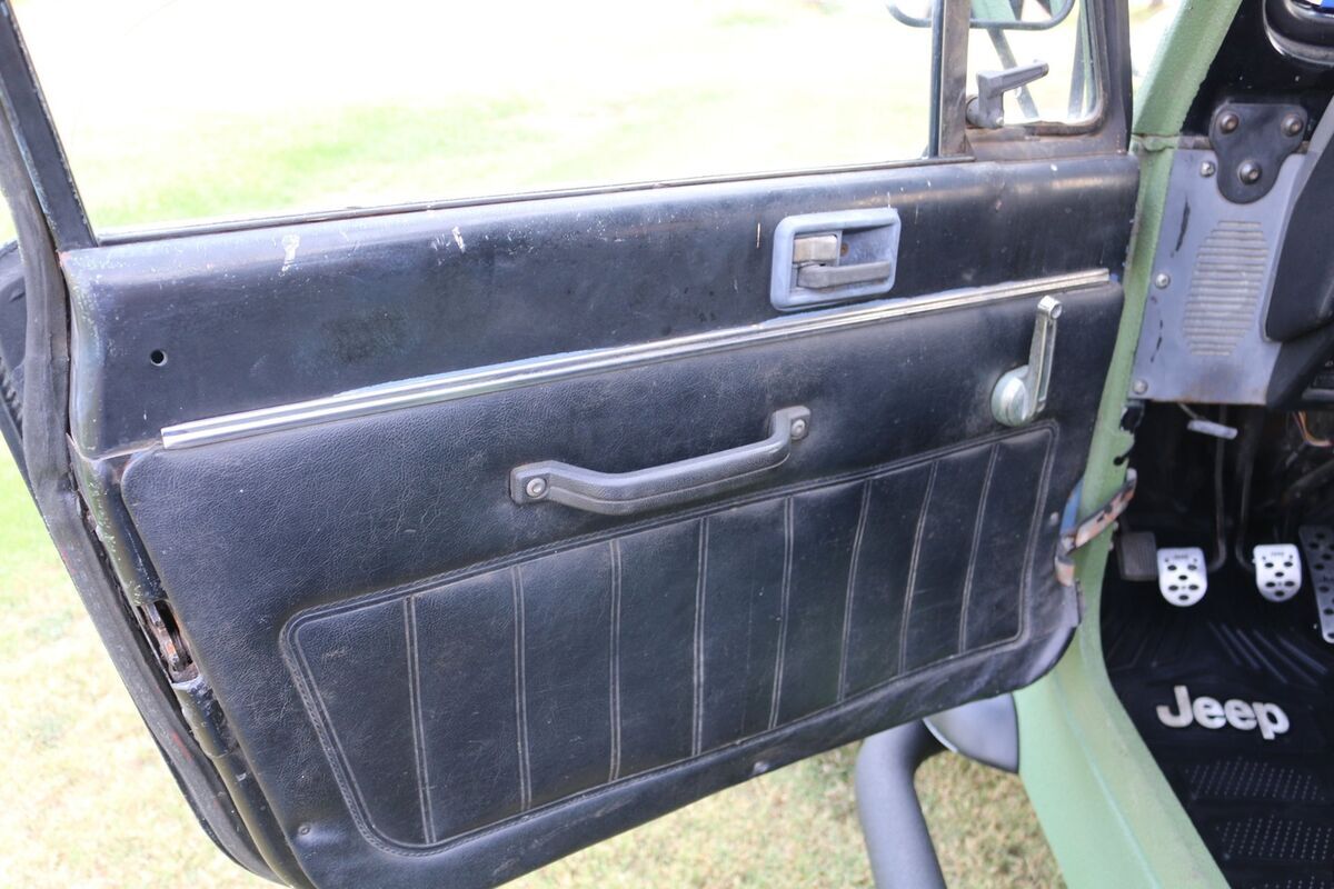 1988 Jeep Wrangler - photo 9