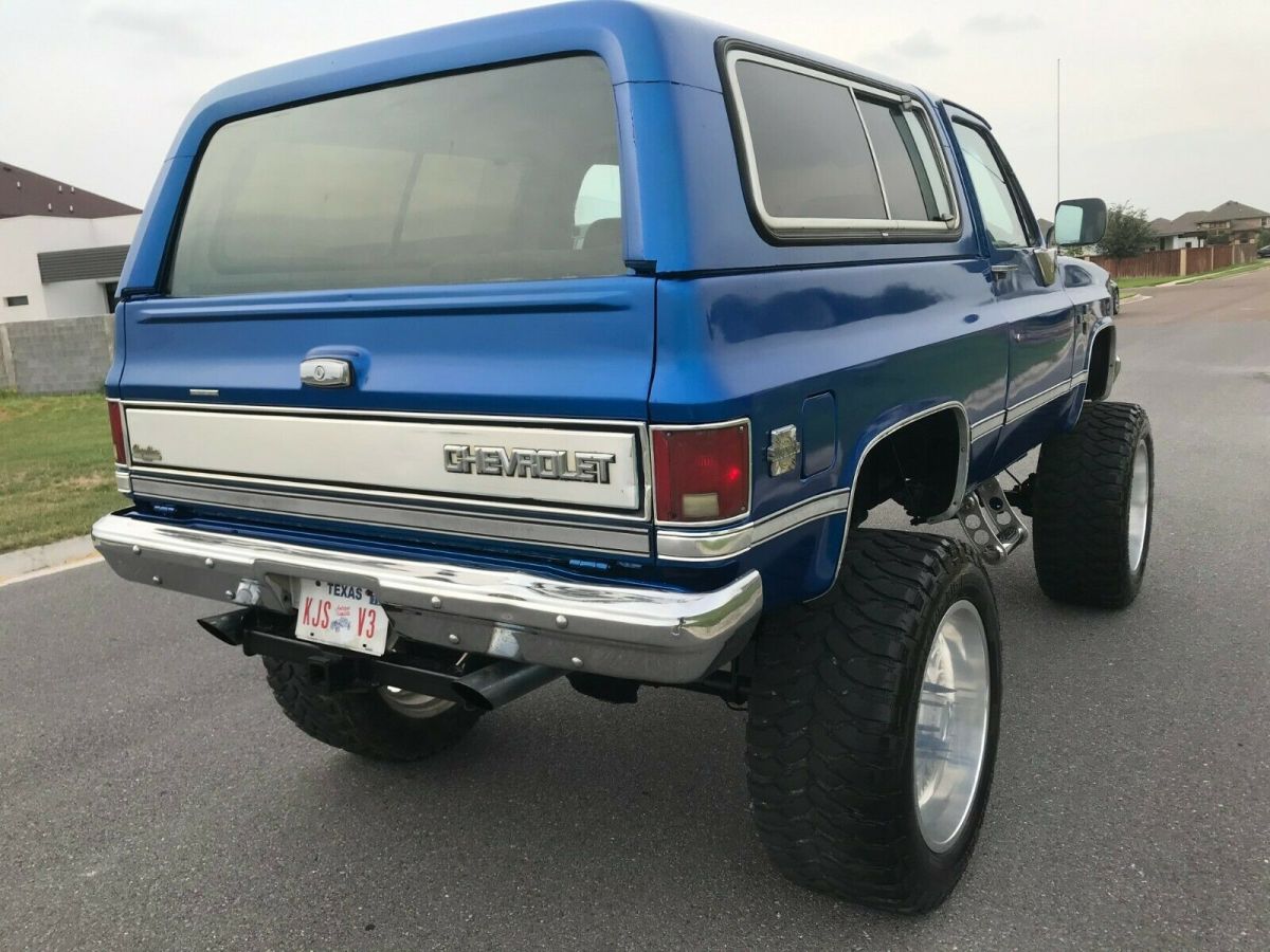1988 Chevrolet Blazer K5 4x4 Beautiful Texas Truck 100% Rust Free - photo 7