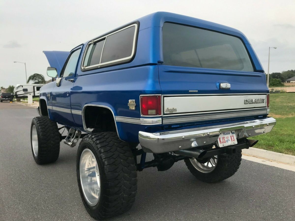 1988 Chevrolet Blazer K5 4x4 Beautiful Texas Truck 100% Rust Free - photo 9