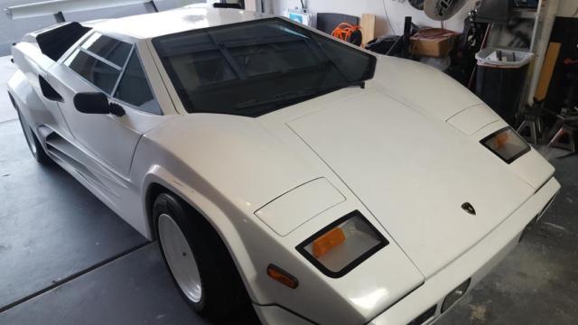 1988 Lamborghini Countach Replicia 1900 Lamborghini Countach