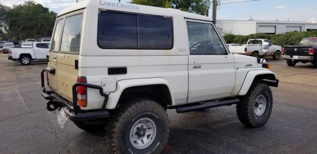 1979 Toyota Land Cruiser BJ74 - photo 3