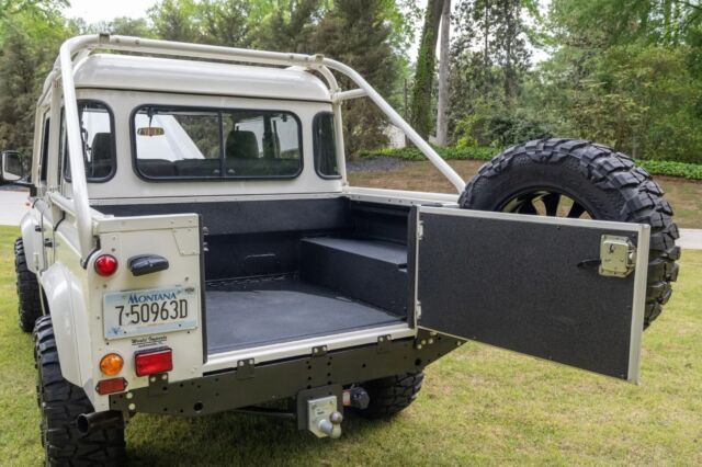 1988 Land Rover Defender White Conversion to double cab - photo 11