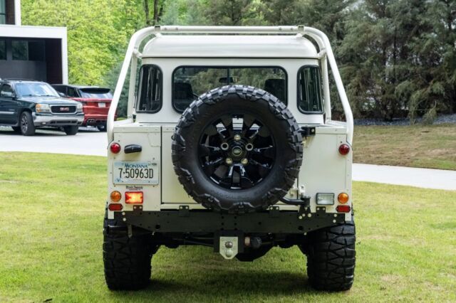1988 Land Rover Defender White Conversion to double cab - photo 7