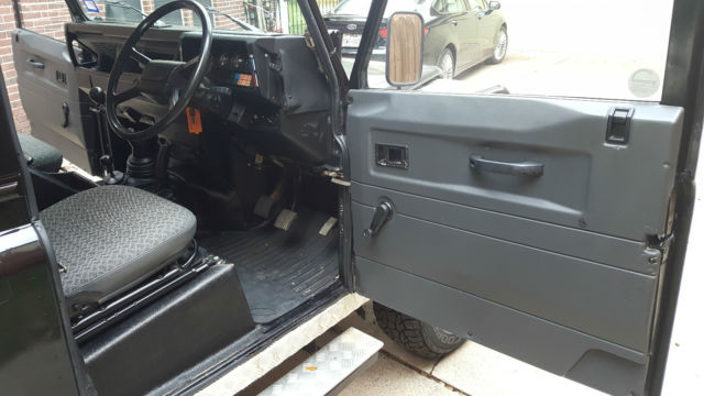 1988 Land Rover Defender 110 - photo 12