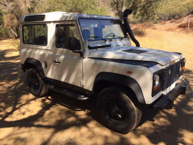 1988 Land Rover Defender 2 Doors HT - photo 2
