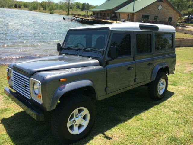 1988 Land Rover Defender County - photo 2