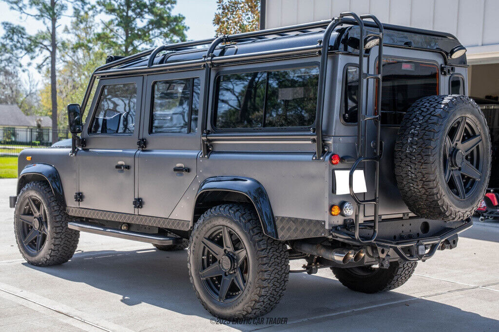 1988 Land Rover Defender LS3 - photo 6
