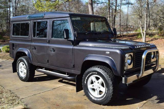 1988 Land Rover DEFENDER 110 **NUMBERS MATCHING** 1988 Land Rover Defender 110 V8 GAS - GREAT RUNNING - **NUMBER MATCHING**