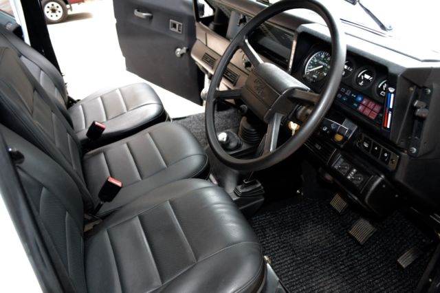 1988 Land Rover Defender - photo 13