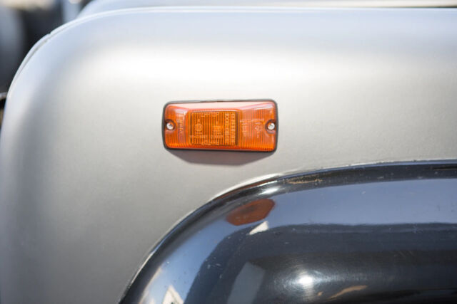 1988 Land Rover Defender Santana super 109 5-DOOR - photo 5