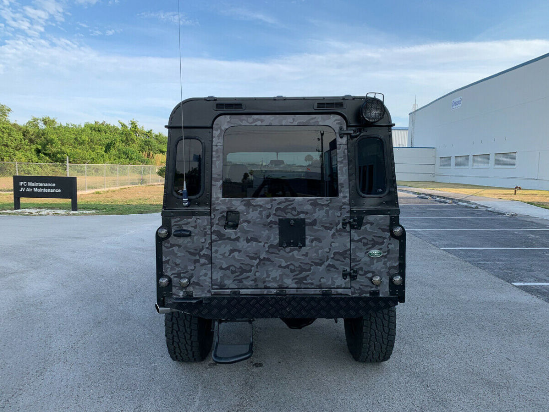 1988 Land Rover Defender 110 Black Ops SEE VIDEO! - photo 4