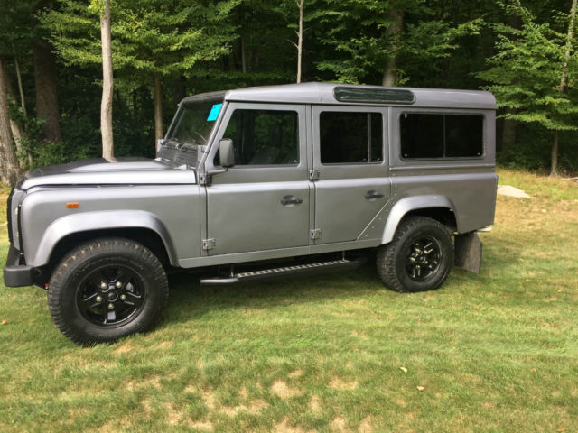 1988 Land Rover Defender 110 V8 Excellent condition! Only 80k original miles! 1988 Land Rover Defender