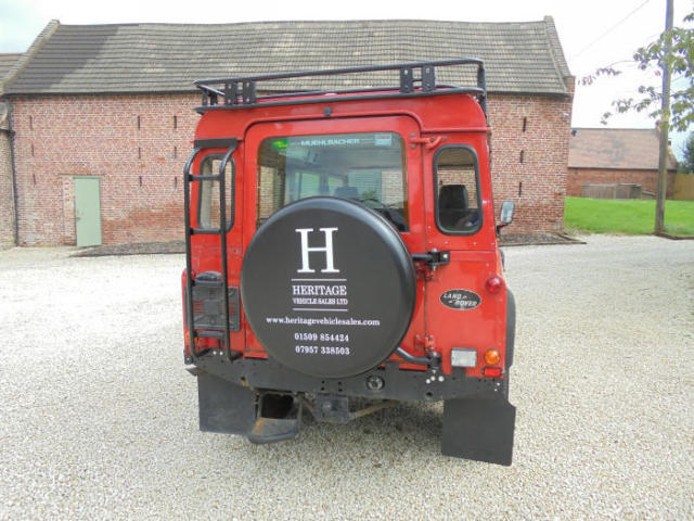 1980 Land Rover Defender County Station Wagon - photo 7