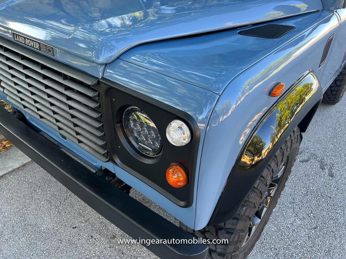 1988 Land Rover Defender 90 Original LHD Defender 90 Original LHD - photo 12