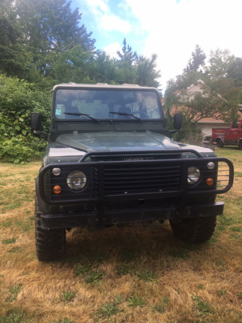 1988 Land Rover Defender Civilian Station Wagon LHD - photo 2