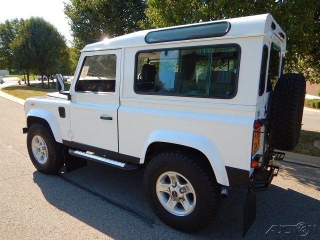 1988 Land Rover Defender Defender 90 D90 4x4 White Land Rover - photo 3