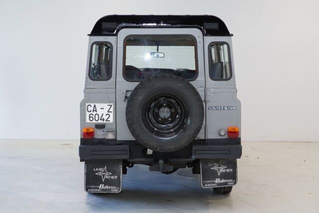 1988 Land Rover Defender 4x4, 2.5L 5 Spd, 5 Dr Hard Top, 9 Passenger - photo 13