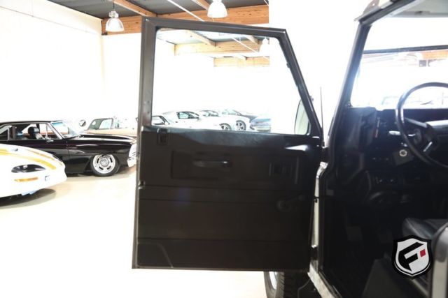 1988 Land Rover Defender 110 - photo 9