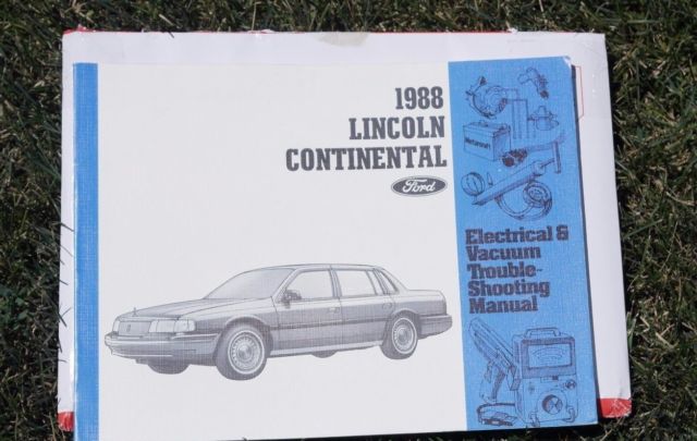 1988 Lincoln Continental Base Sedan 4-Door - photo 11