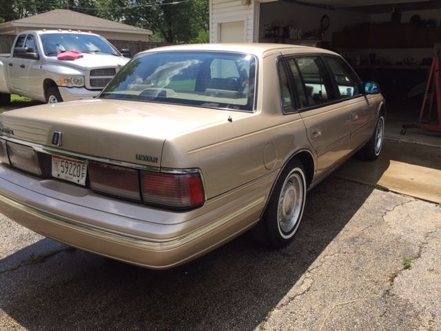 1988 Lincoln Continental - photo 2