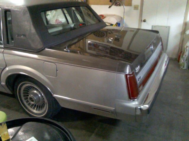 1988 Lincoln Continental - photo 8