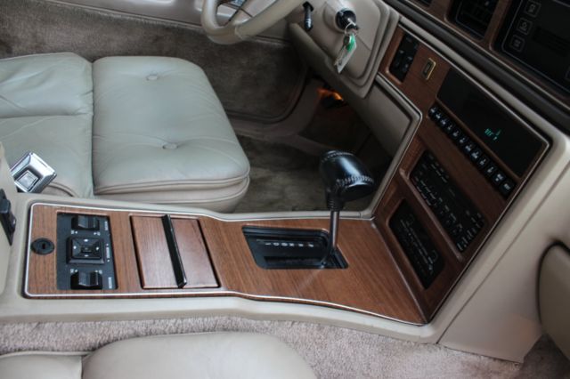 1988 Lincoln Mark Series Bill BLass - photo 8