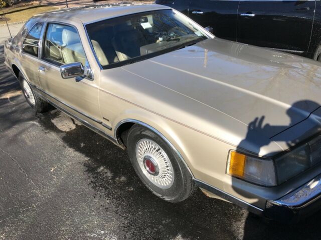 1988 Lincoln Mark Series - photo 2