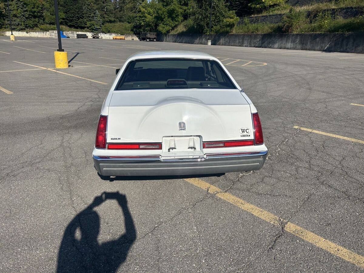 1988 Lincoln Mark VII LSC - photo 2