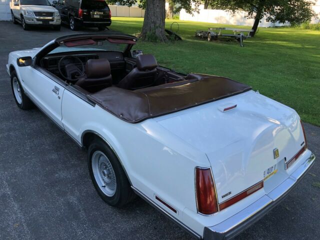 1988 Lincoln Mark Series Continental - photo 8