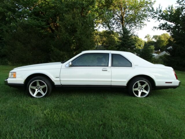 1988 Lincoln Mark Series - photo 2