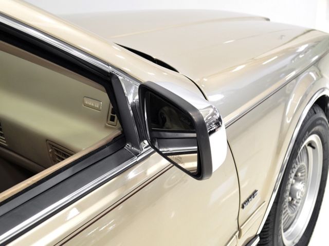 1988 Lincoln Mark Series LSC - photo 6