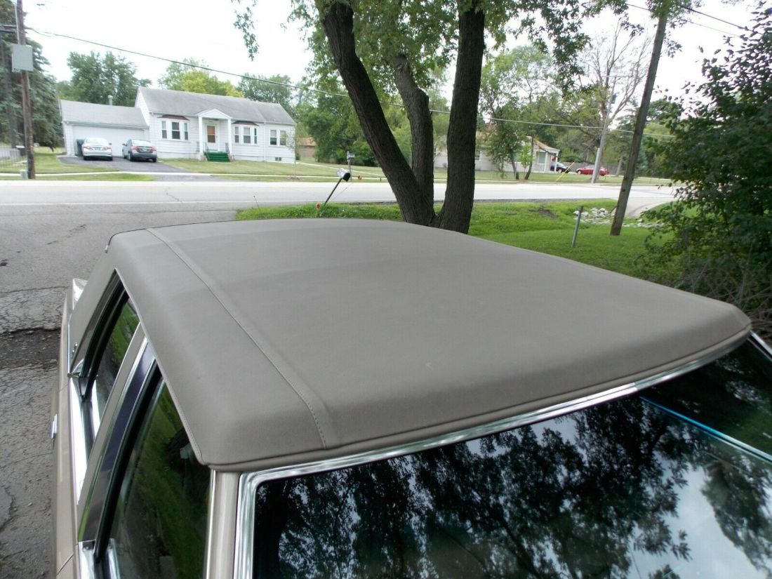 1988 Lincoln Town Car - photo 5